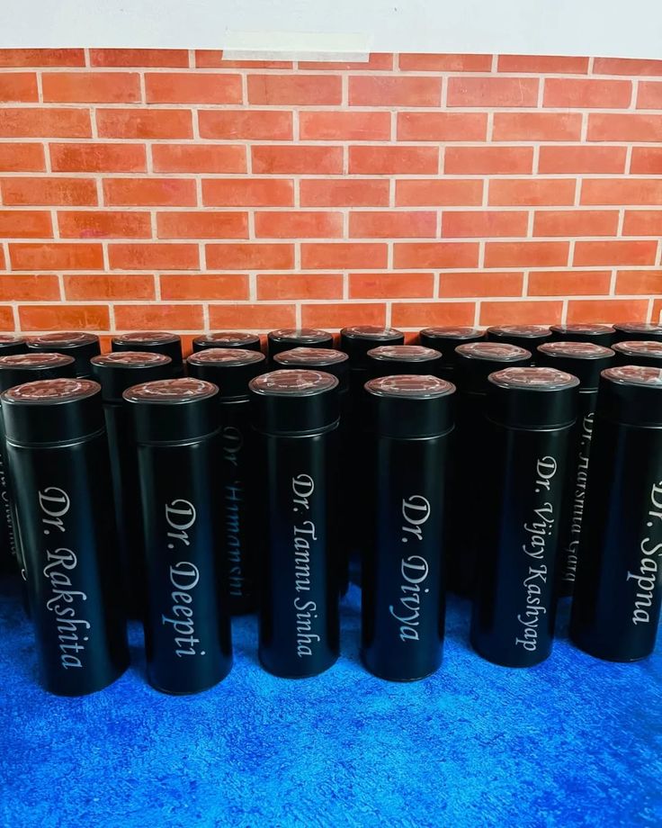 Tempreture Bottel Name Customized Black